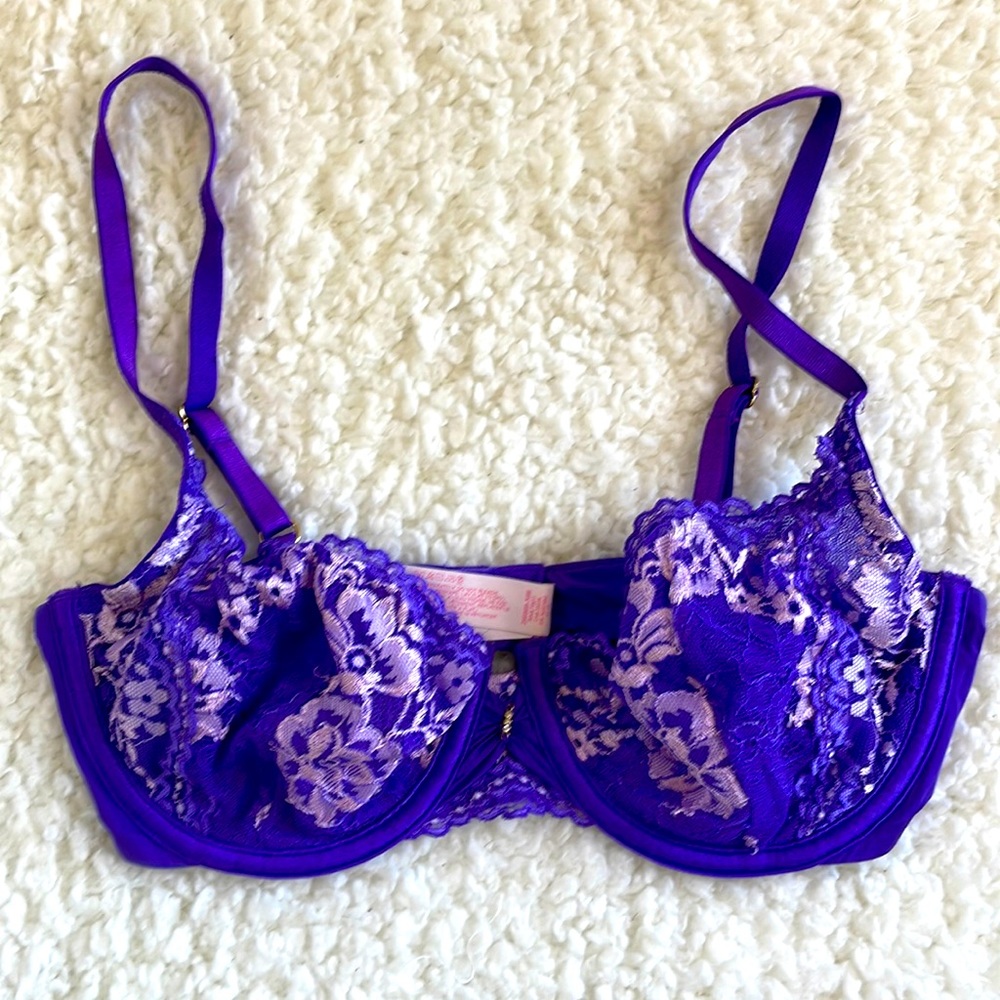 Victoria’s Secret Purple Unlined Underwire Bra